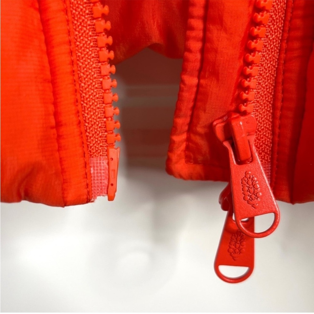 NWT FP Movement Free People In a Bubble Puffer Vest Orange Size‎ M Primaloft - Picture 4 of 16